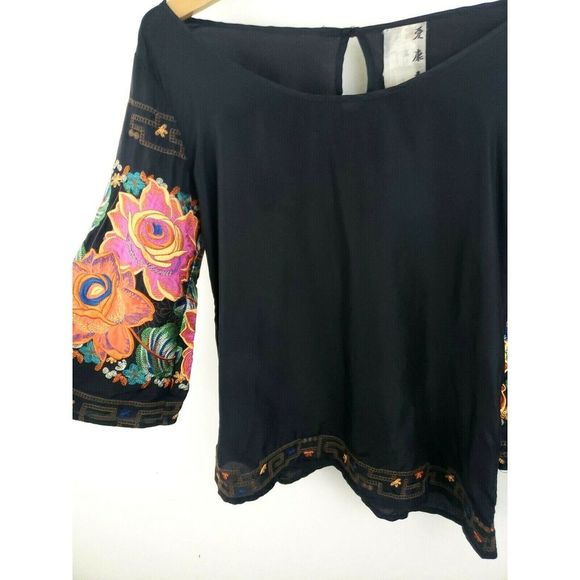 Da-Nang Silk Blouse Embroidered Bell Sleeve - Picture 3 of 8